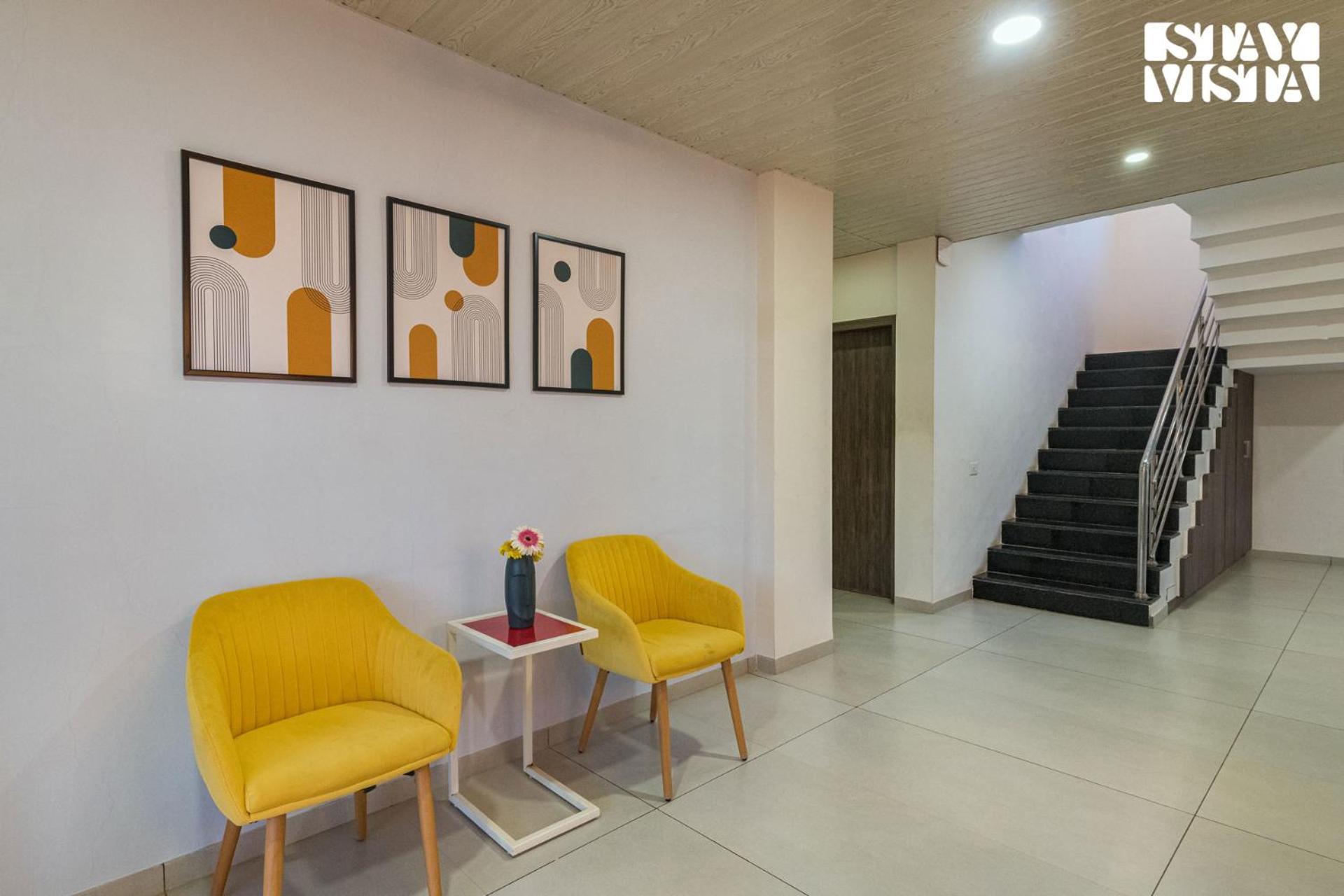 Stayvista'S Silver Grove - Serene Haven With Expansive Lawn & Terrace Nashik Buitenkant foto